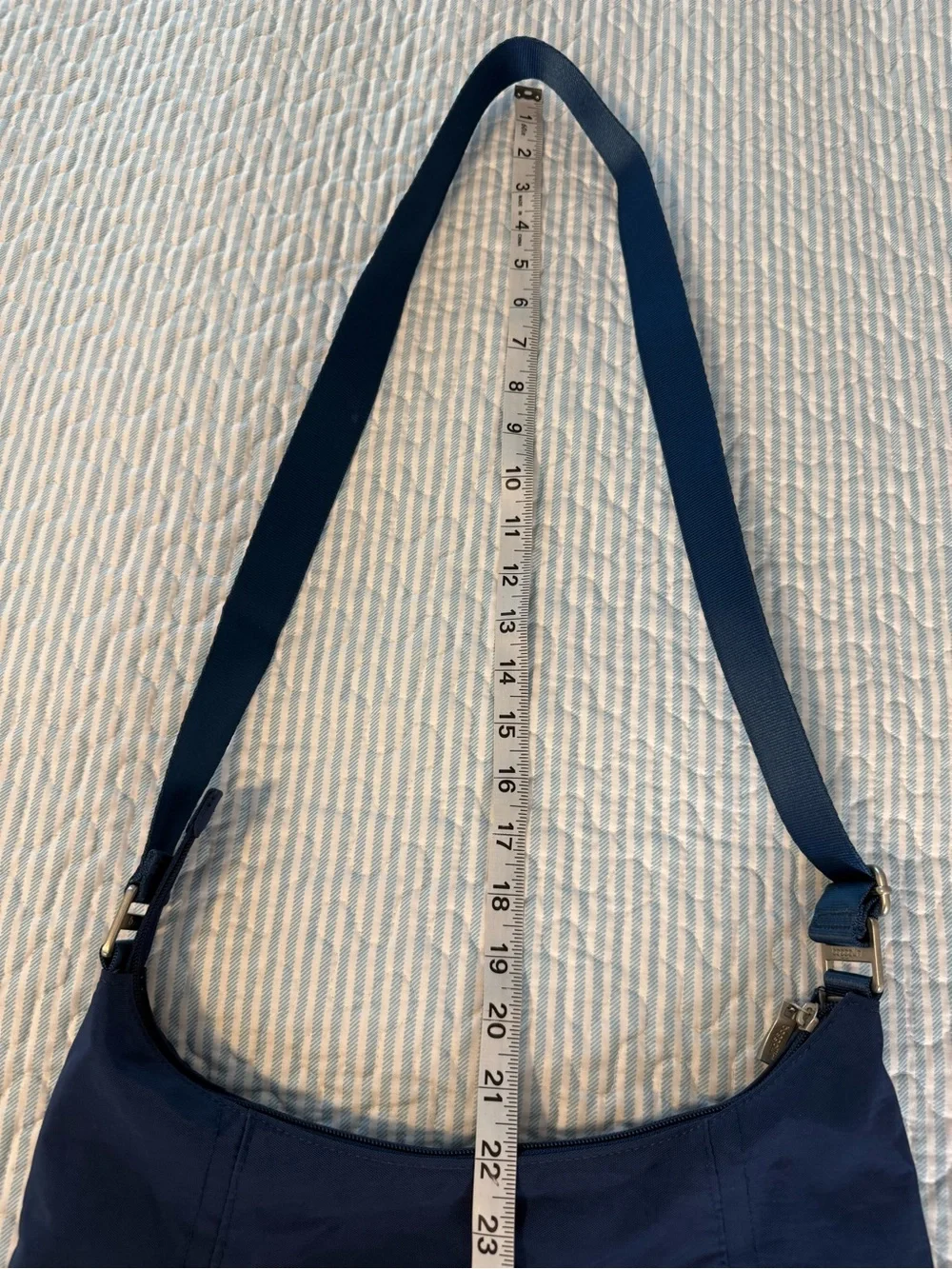 Baggalini Pacific Hobo Crossbody Shoulder Tote Bag Pacific Blue EUC